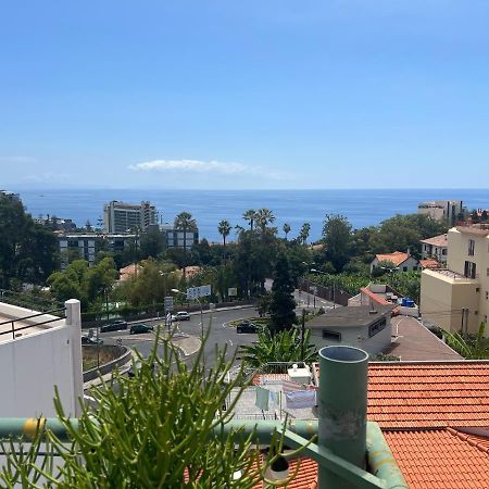 Angie'S Apartment Funchal  Bagian luar foto